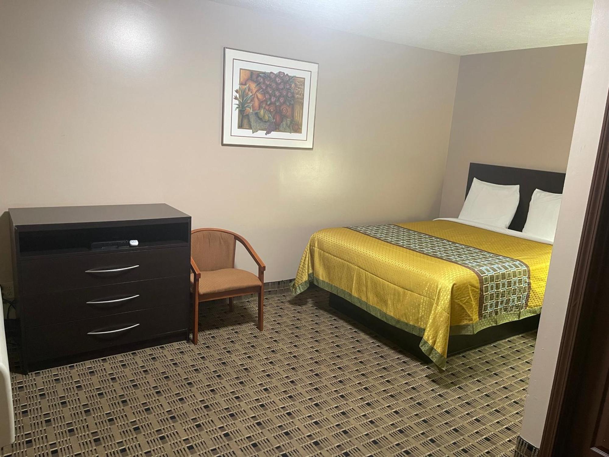 Economy Inn & Suites Ashtabula Kültér fotó